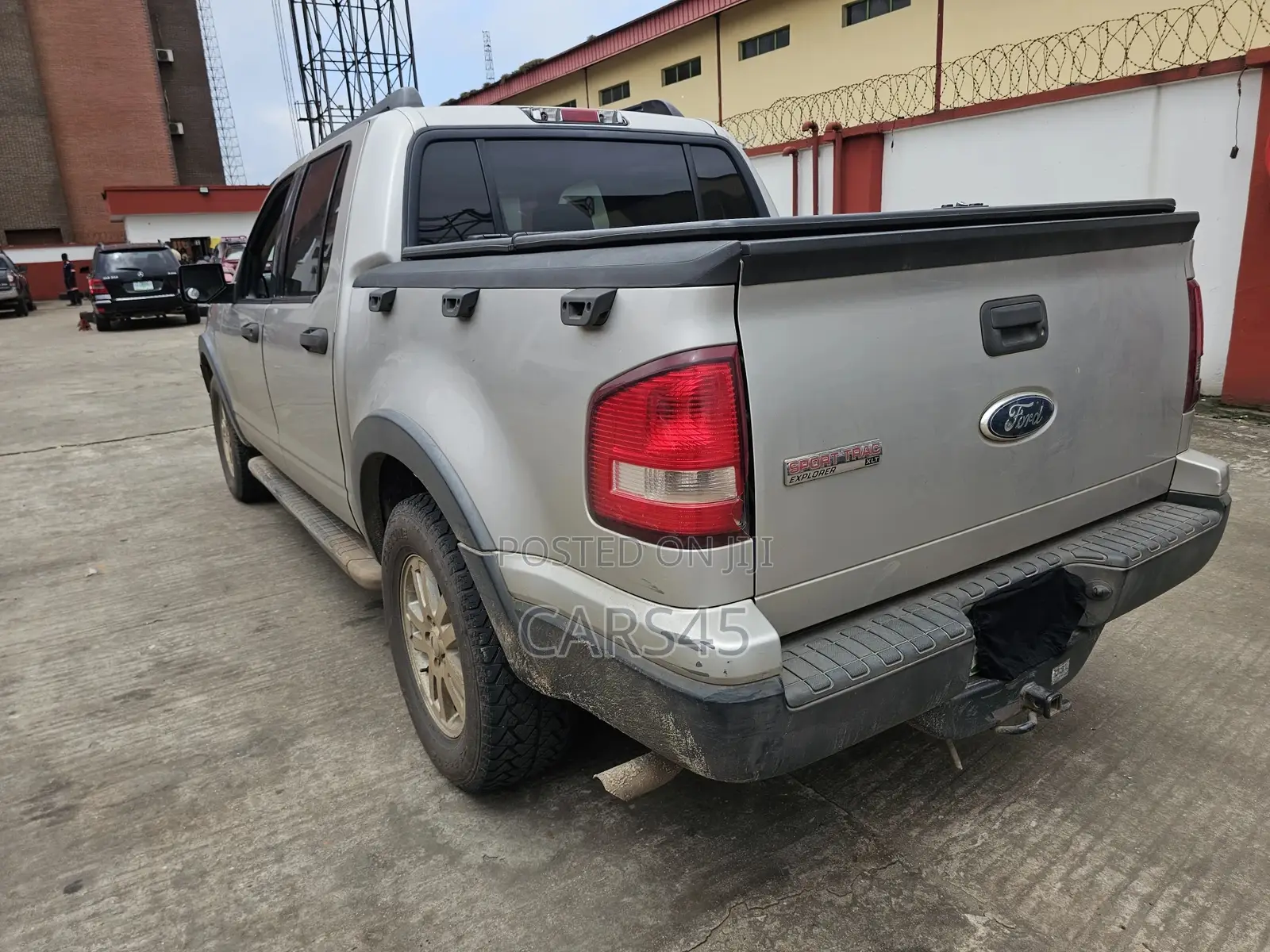 Ford Explorer 2008 Silver
