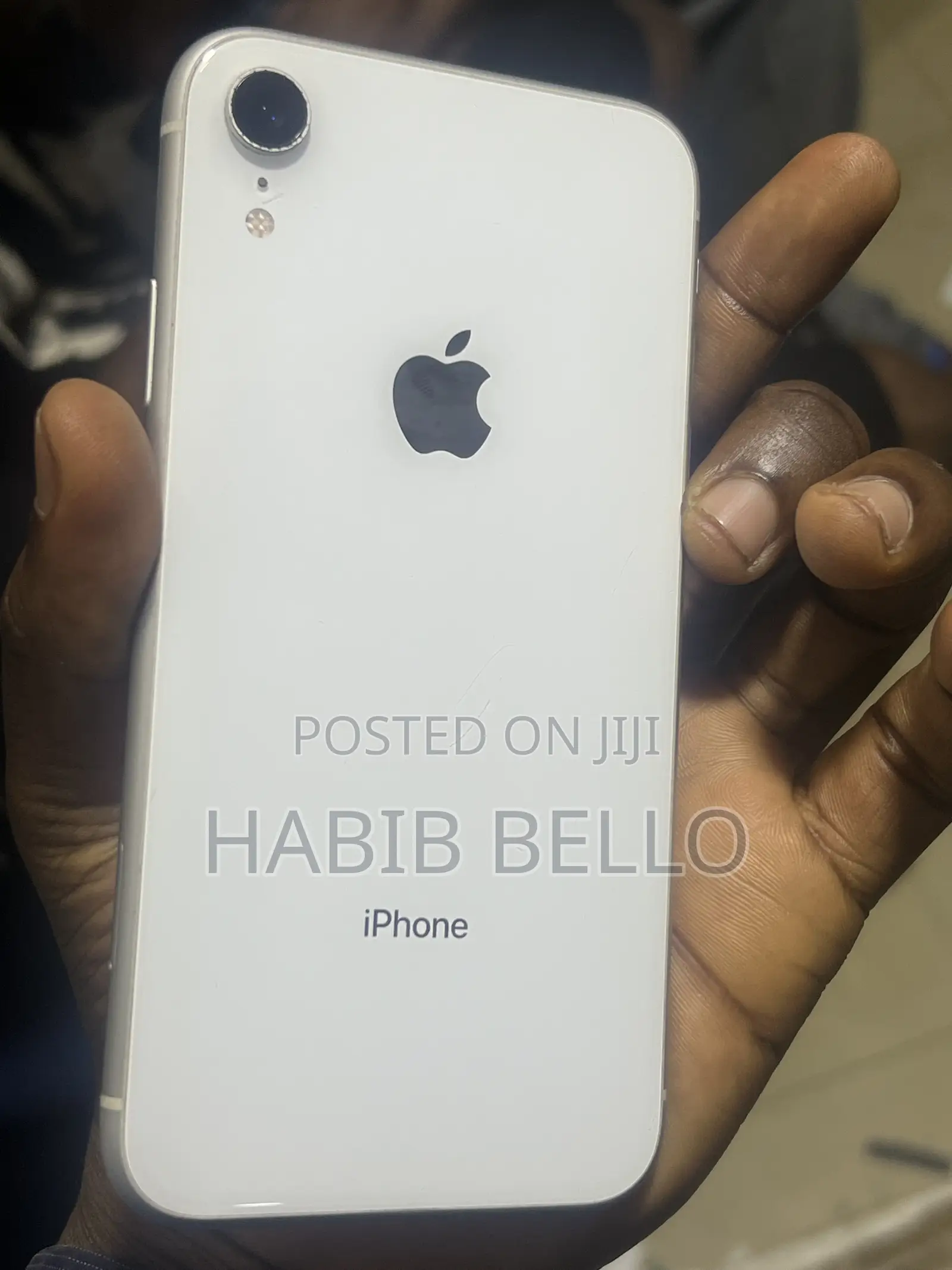 Apple iPhone XR 64 GB White