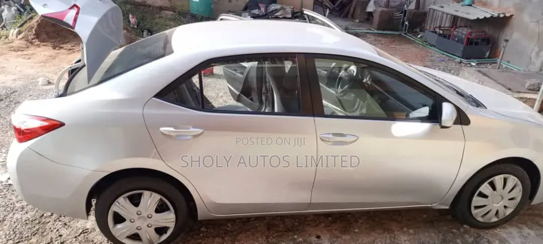 Toyota Corolla 2014 Silver