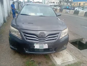 Toyota Camry 2010 Gray
