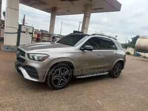 Mercedes-Benz GLE-Class 2020 Gold