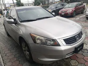 Honda Accord 2008 Silver