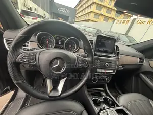 Mercedes-Benz GLE-Class 2017 Black