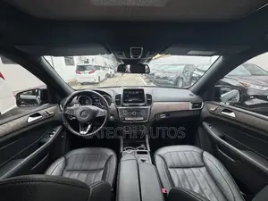 Mercedes-Benz GLE-Class 2017 Black