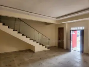 3bdrm Duplex in Old Bodija Est for rent