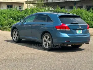 Toyota Venza V6 AWD 2010 Blue
