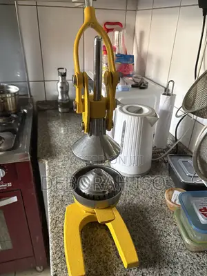 Orange Juicer