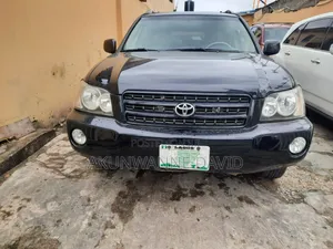 Toyota Highlander 2004 Black