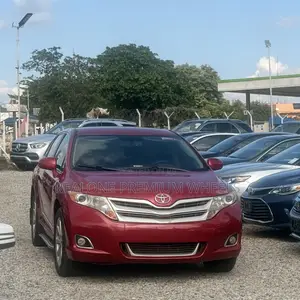 Toyota Venza XLE 2011 Red