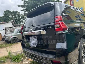 Toyota Land Cruiser Prado 2012 Black