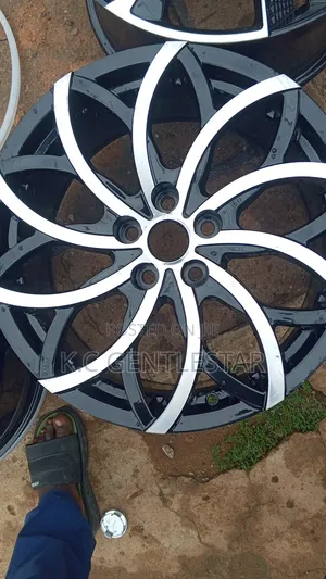 Brand New 18 Alloy Rim