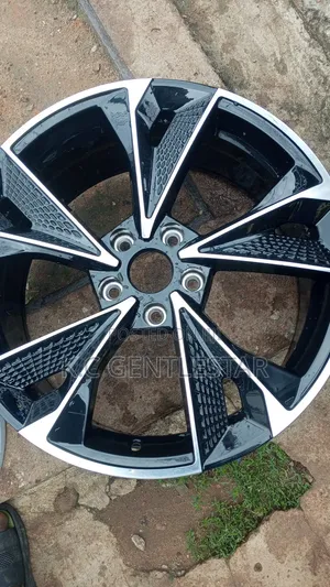 Brand New 18 Alloy Rim for All Cars and SUV