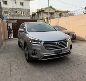 Hyundai Santa Fe Limited Ultimate AWD 2017 Silver