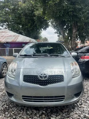 Toyota Yaris 2008 Gray