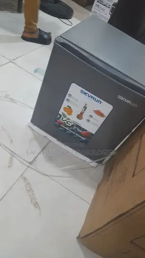 Skyrun BcD-50hw Compact Refrigerator Brand New Condition