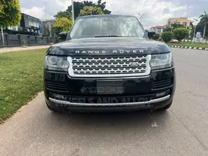 Land Rover Range Rover Vogue 2015 Black