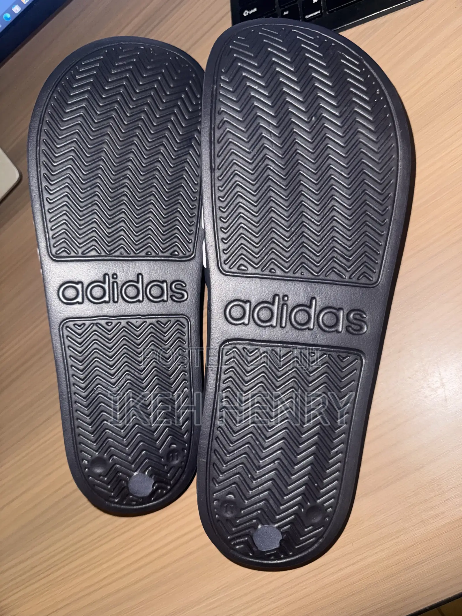 Original Adidas Slide