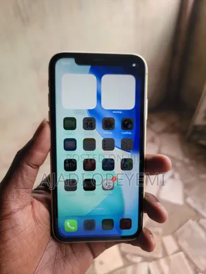 Apple iPhone 11 128 GB Yellow