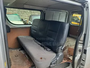 Toyota HiAce 2012 Silver