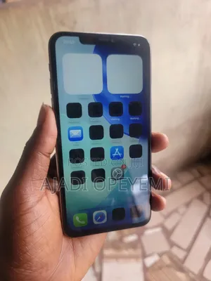 Apple iPhone 11 Pro Max 64 GB