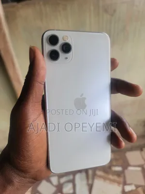 Apple iPhone 11 Pro Max 64 GB