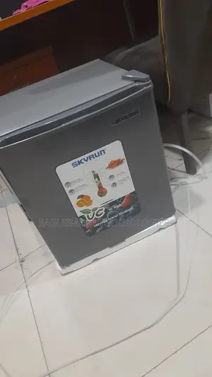 Brand New Skyrun BCD-50HW Refrigerator Ready to Use