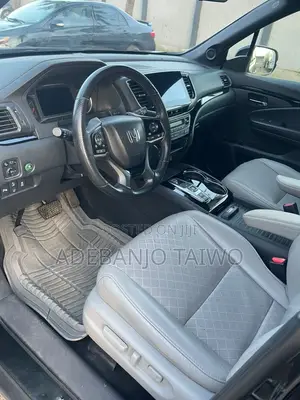 Honda Passport Touring AWD 2019 Green