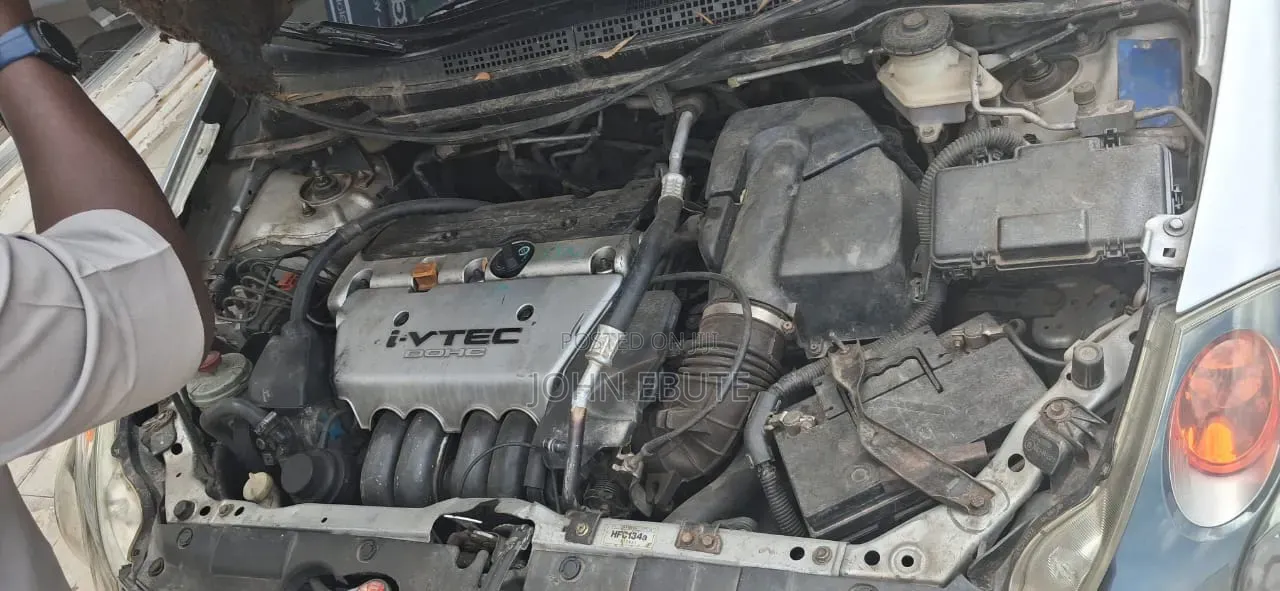 Honda Stream 2007 Silver