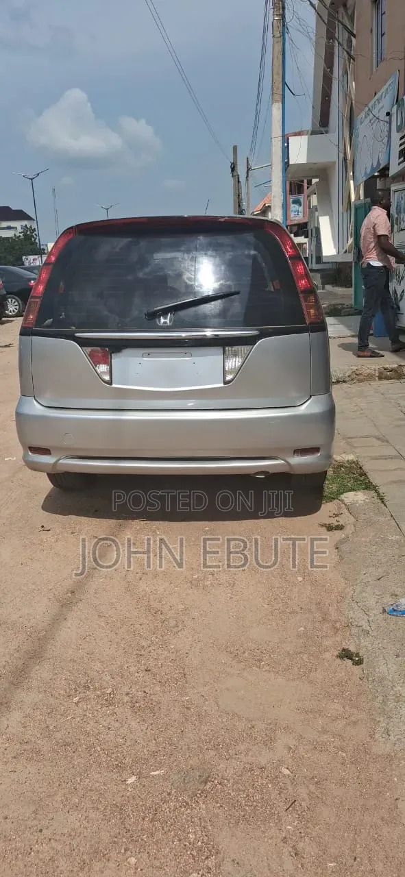 Honda Stream 2007 Silver