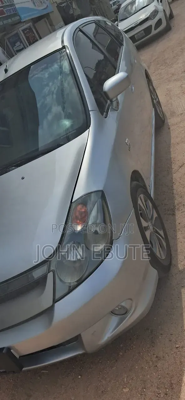Honda Stream 2007 Silver