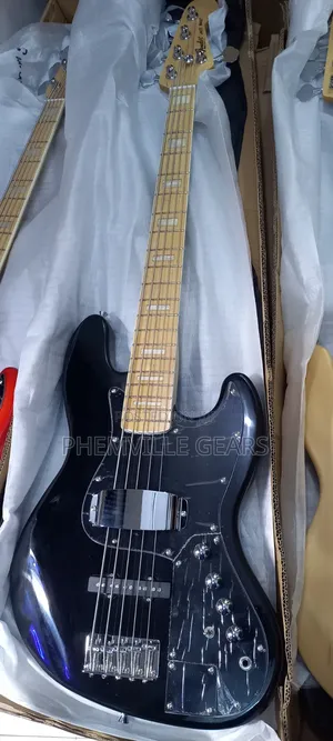 Fender 5strings Bass Guitar