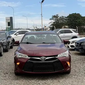 Toyota Camry XSE 4dr Sedan (2.5l 4cyl 6A) 2016 Burgundy