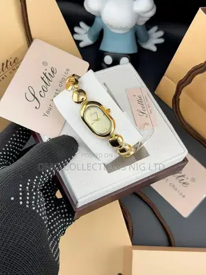 Original Scottie Ladies Chain Watch – Fully Boxed and Bag