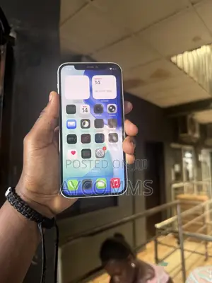 Apple iPhone 12 64 GB White