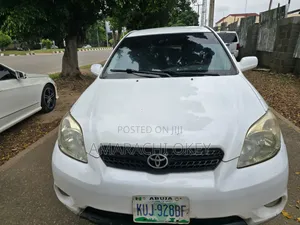 Toyota Matrix 2006 White