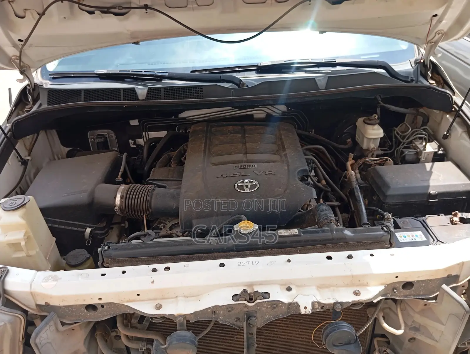 Toyota Tundra 2011 White