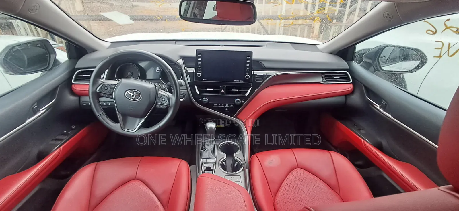 Toyota Camry 2023 White
