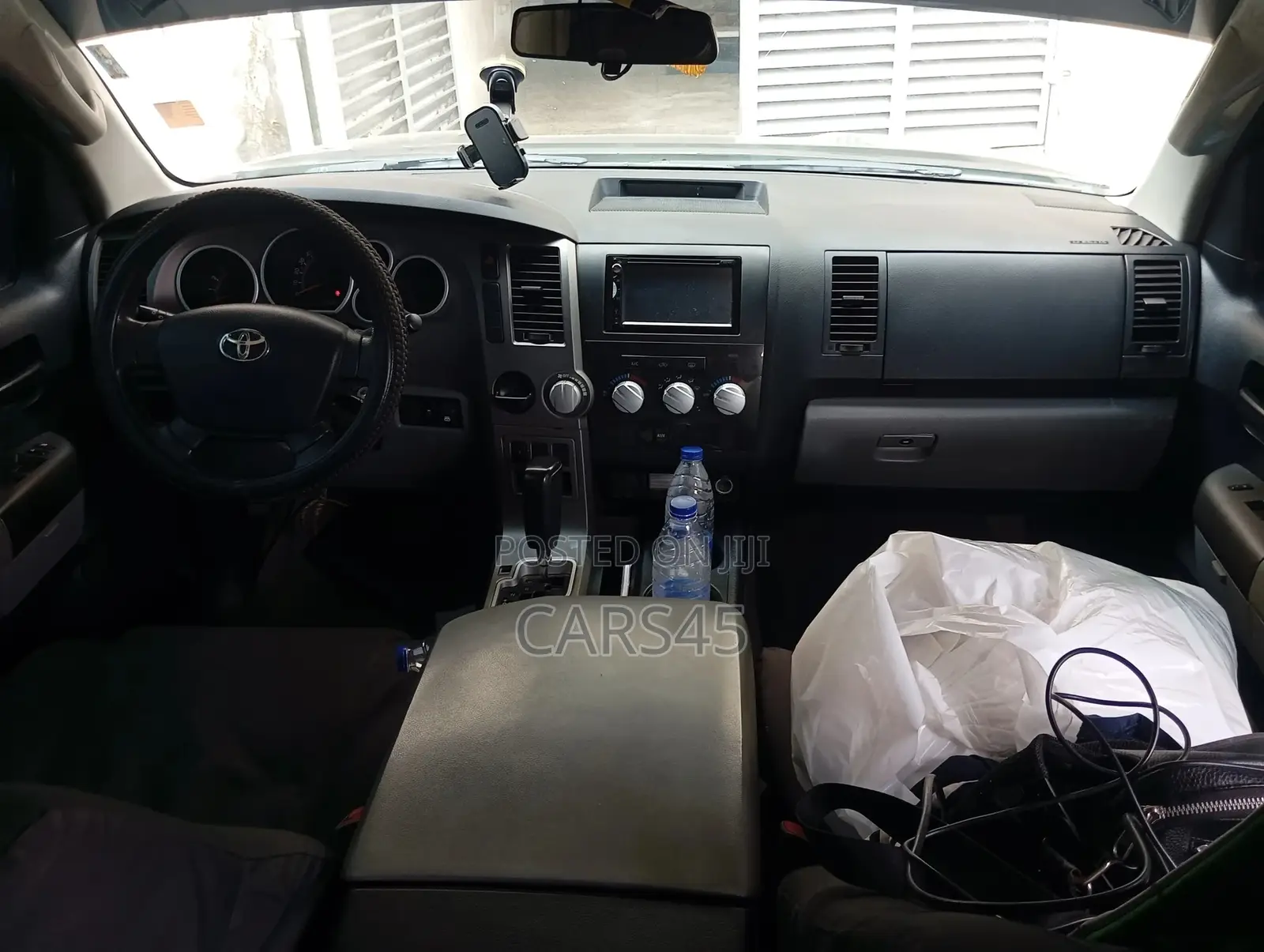 Toyota Tundra 2011 White