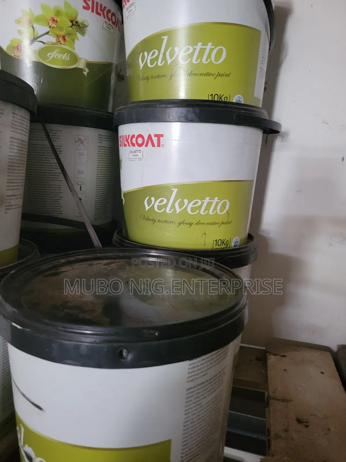 Velveto. Silkcoat