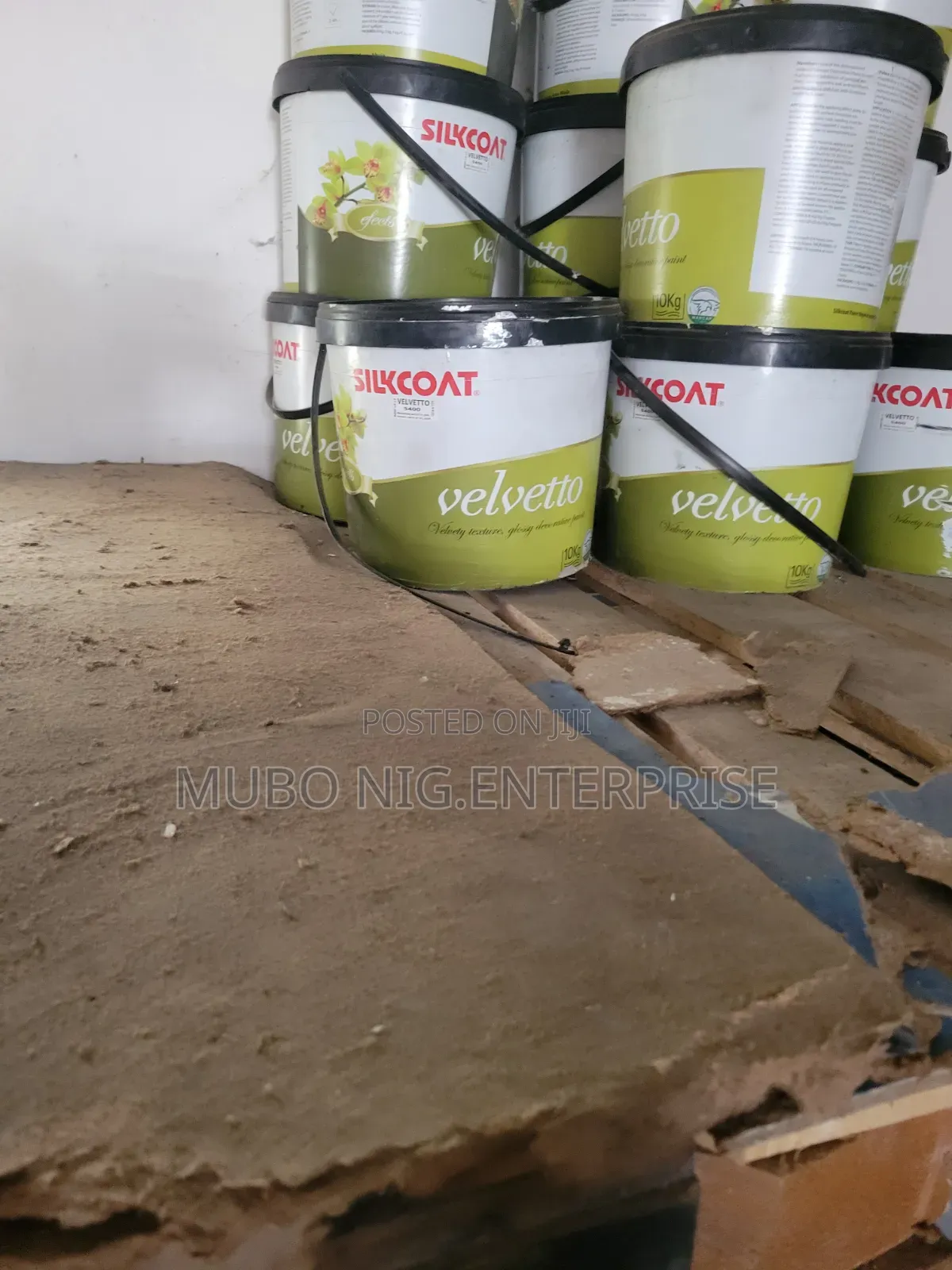 Velveto. Silkcoat
