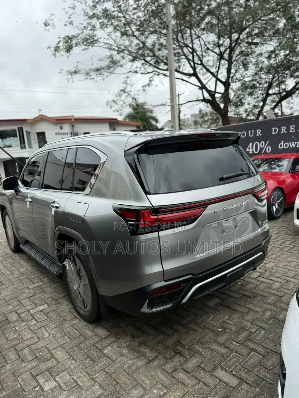 Lexus LX 2025 Silver