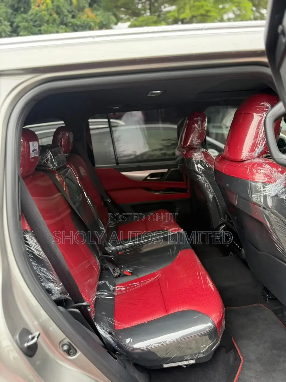 Lexus LX 2025 Silver