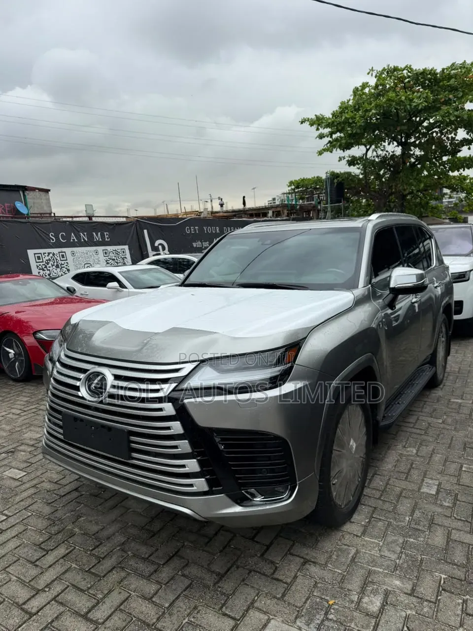 Lexus LX 2025 Silver