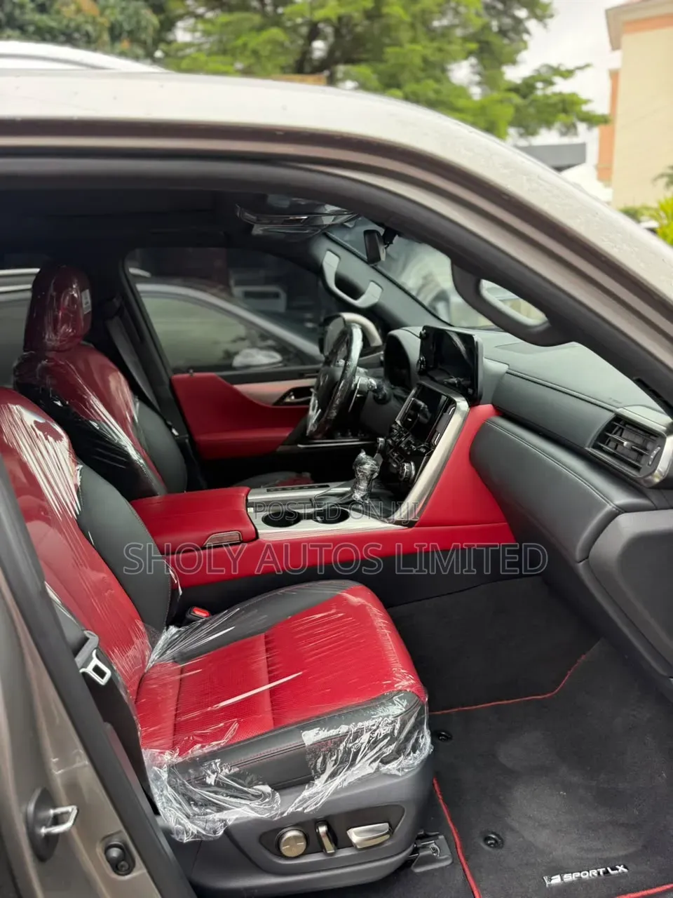 Lexus LX 2025 Silver