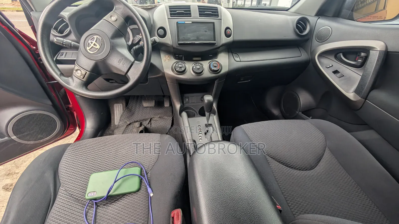 Toyota RAV4 2012