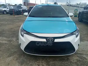 Toyota Corolla 2022 White