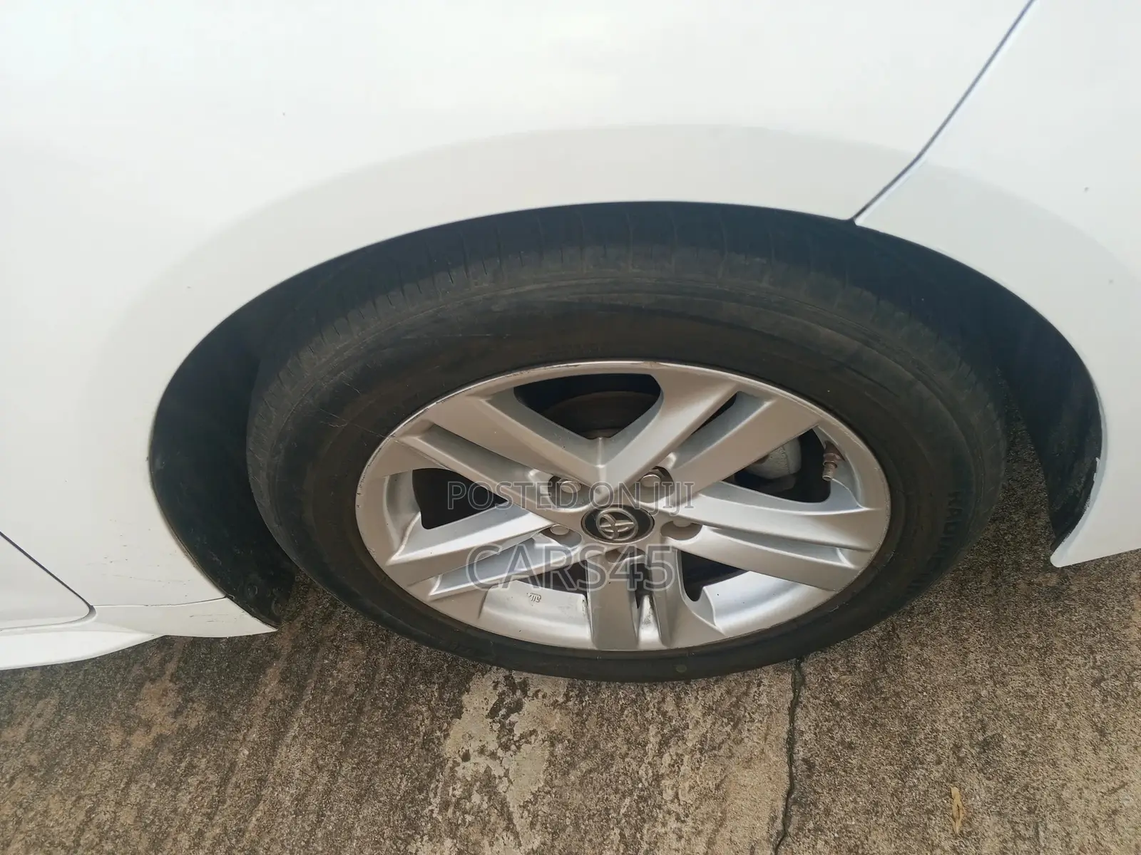 Toyota Corolla 2022 White