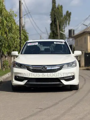 Honda Accord EX-L 4dr Sedan FWD (2.4L 4cyl 2A) 2017 White