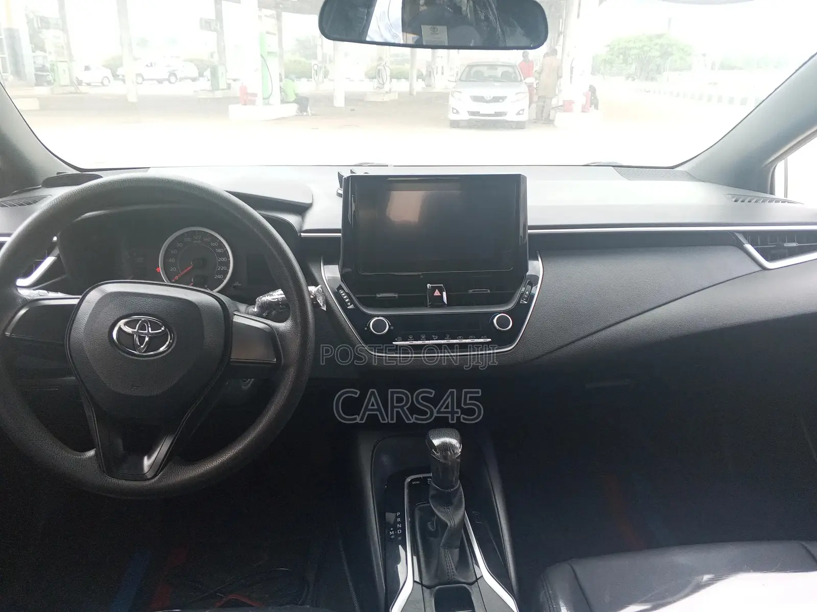 Toyota Corolla 2022 White