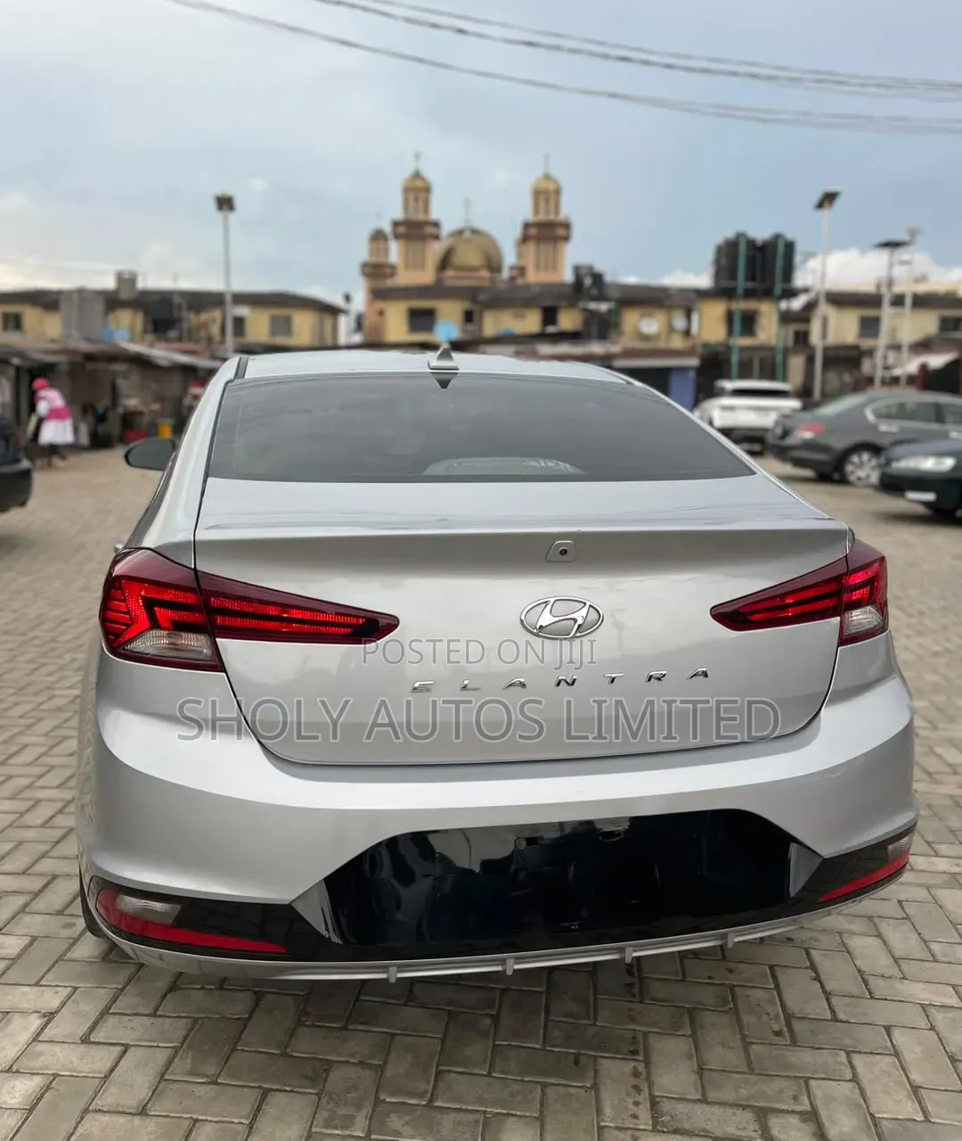 Hyundai Elantra 2019 Silver